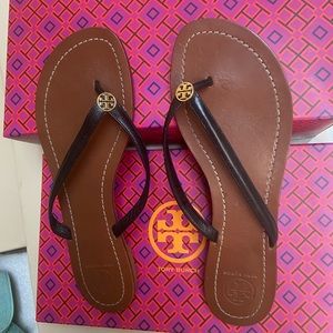 Tory Burch sandles